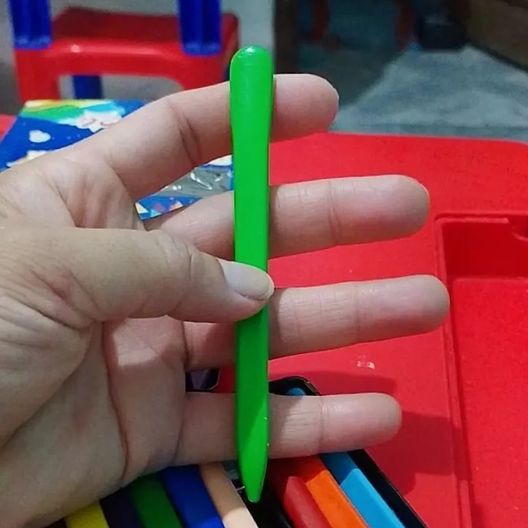 Clean Crayons Criativae - Mess Free Triangle Crayons for Kids