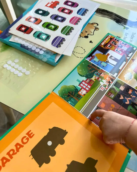 QuietBook Criativae - Montessori Busy Book With Velcro Activities