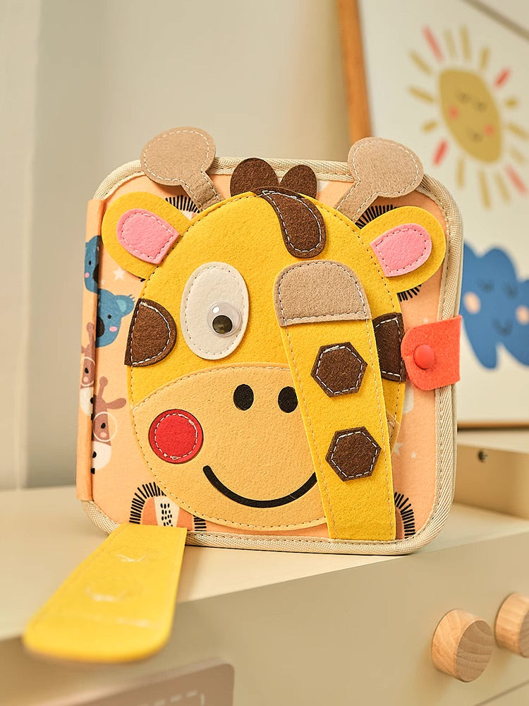 Beschäftigte, buchfreundliche Giraffe