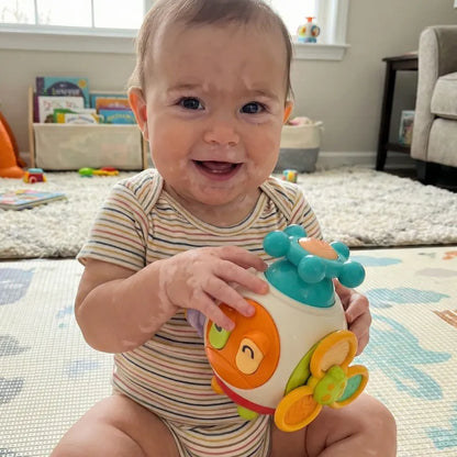 Montessori Sensory Activity Cube for Babies | CRIATIVAE