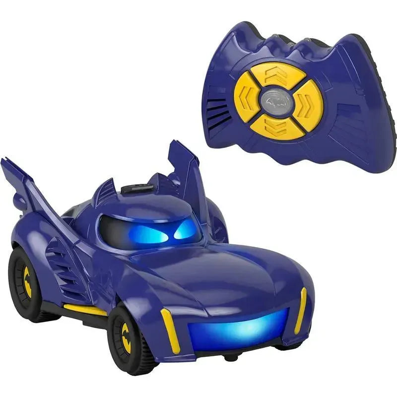 Bam, das Batmobil, ein sich verwandelndes ferngesteuertes Auto mit Lichtern, Geräuschen und Charaktersätzen