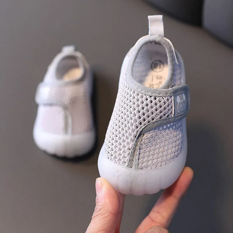 AirSteps Criativae - Breathable Mesh Baby Shoes for First Steps